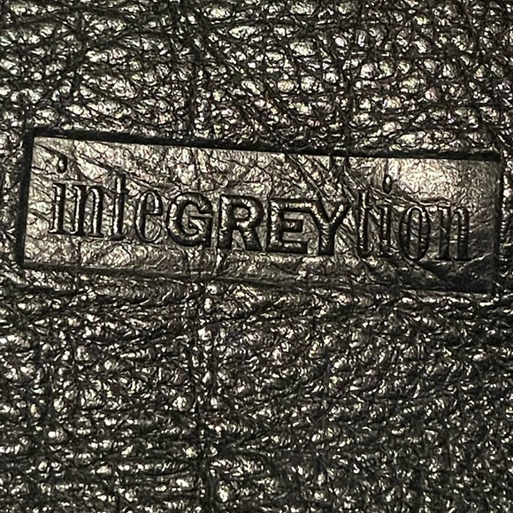 Roots 3 section leather briefcase - Picture 8 of 16